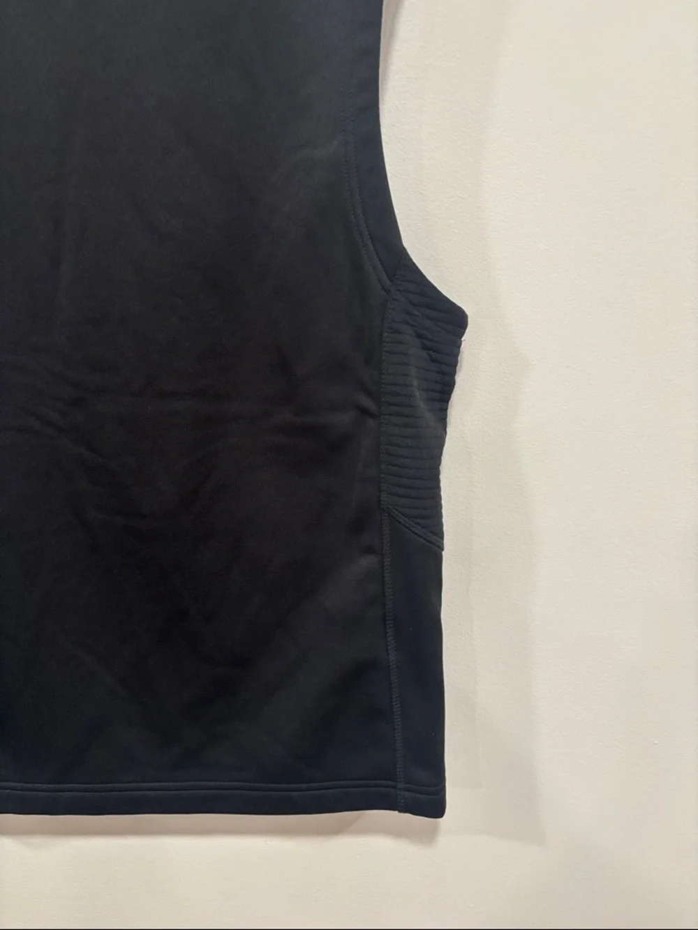 PGA TOUR Black Presidents Cup Sleeveless Zip Vest with Yellow Logo